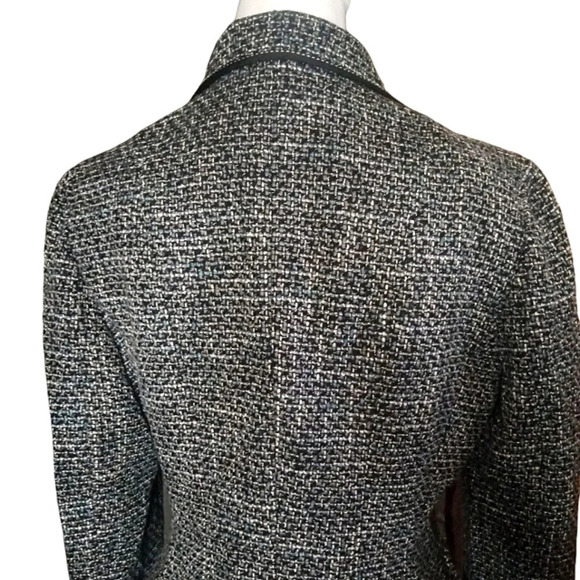 Elie Tahari Tweed Hidden Button Front Blazer Pockets Wool Blend Size Large - Picture 5 of 8